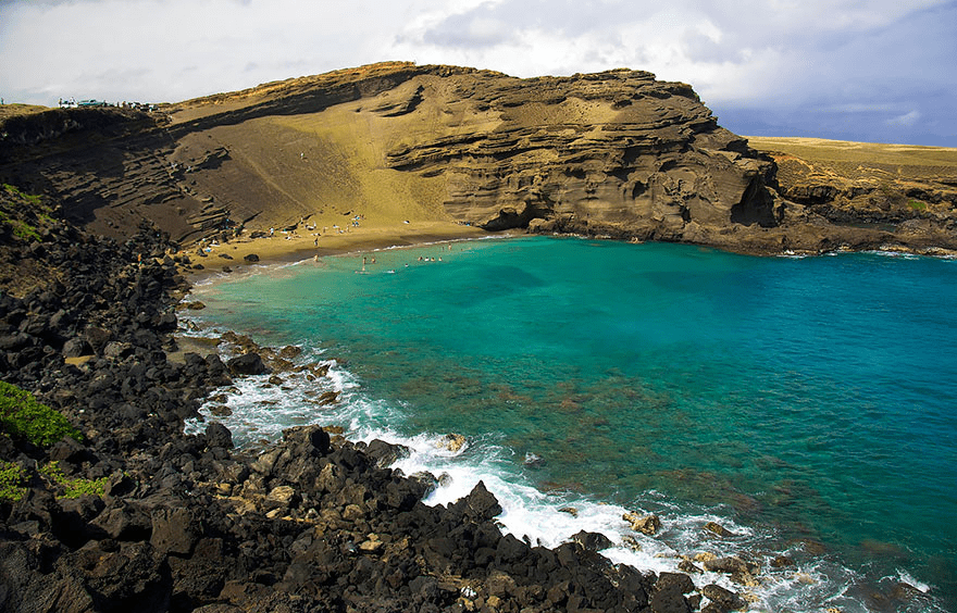 Papakōlea Green Sand Beach, Hawaii